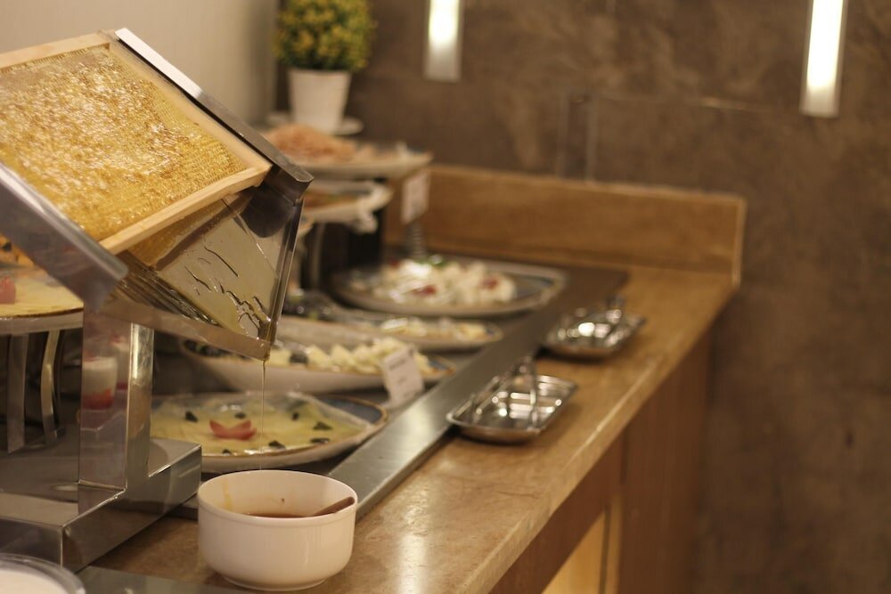 Фото Grand Plaza Hotel