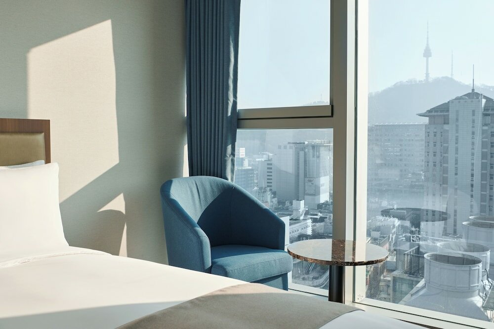 Фото Stanford Hotel Myeongdong