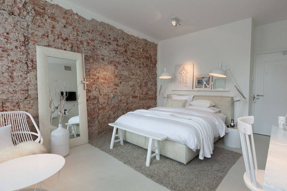 Фото Mother Goose Hotel