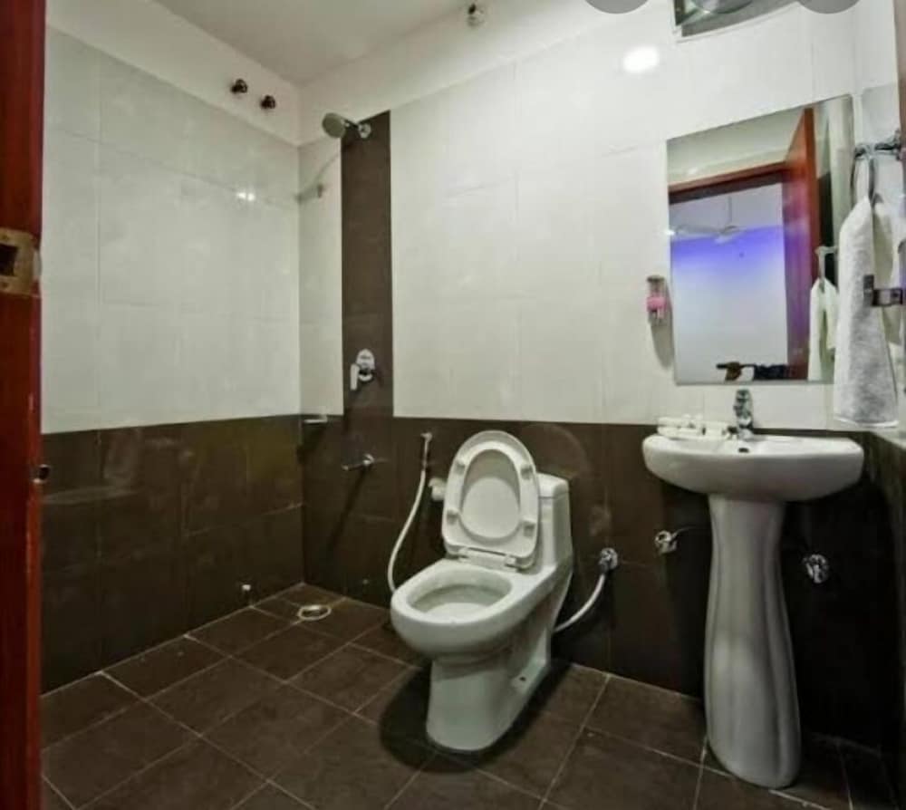 Фото Hotel Durga Silver Line