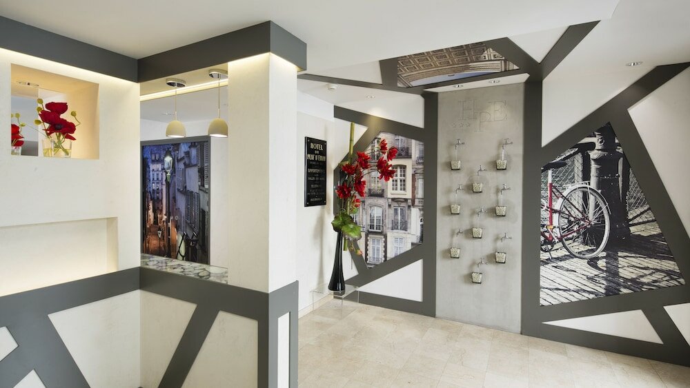 Фото Hôtel du Plat d'Etain