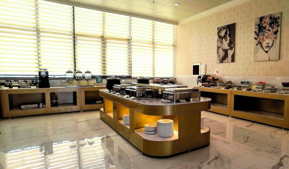 Фото Magnificent International Hotel Xintiandi People's Square