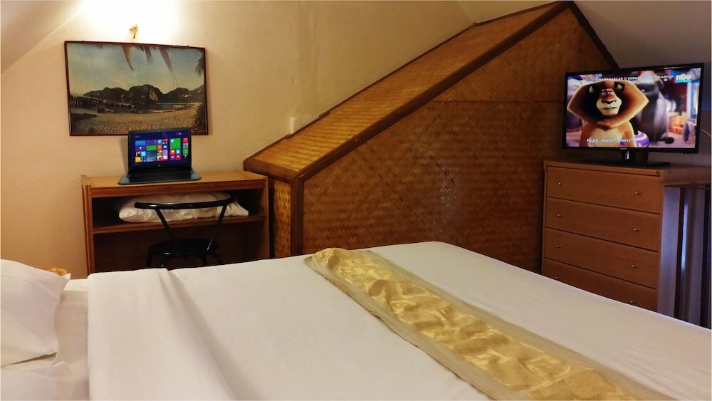 Фото Karon Cafe Inn