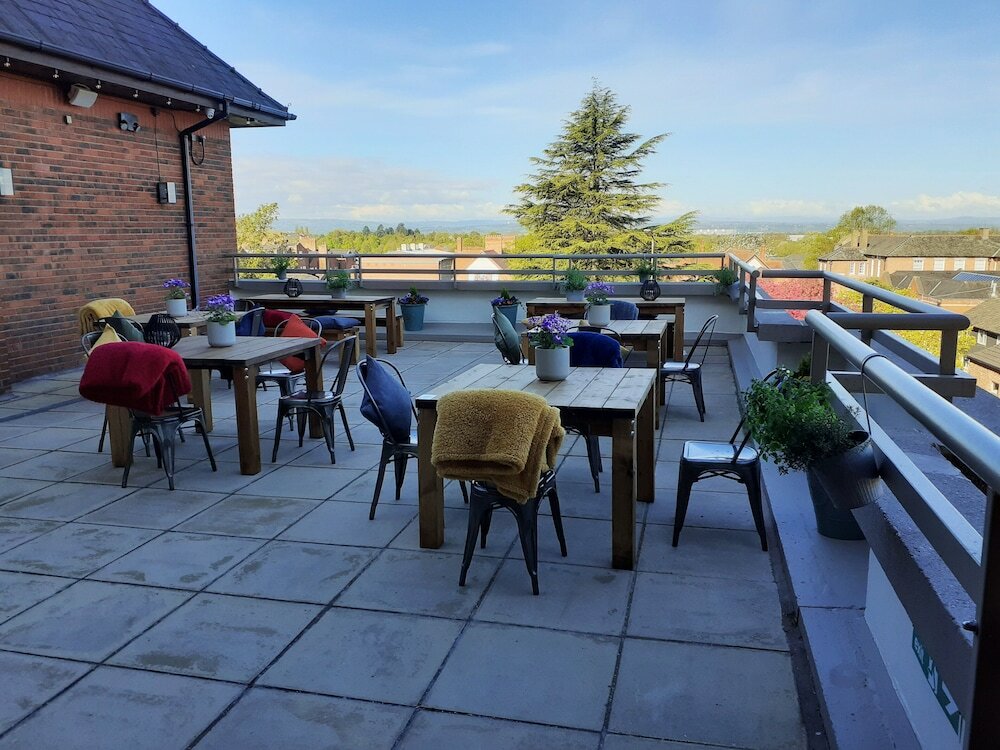 Фото Crowne Plaza Chester