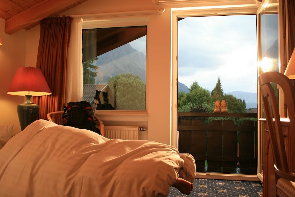 Фото Hotel Rheinischer Hof