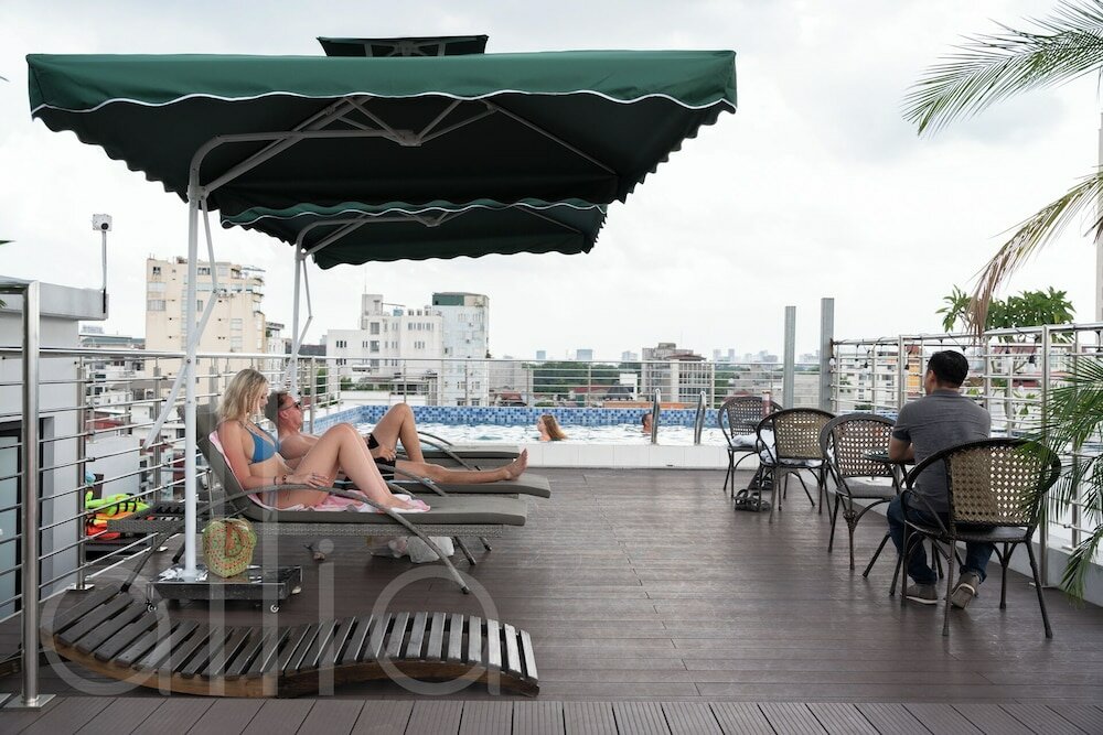 Фото Luxe Paradise Premium Hotel