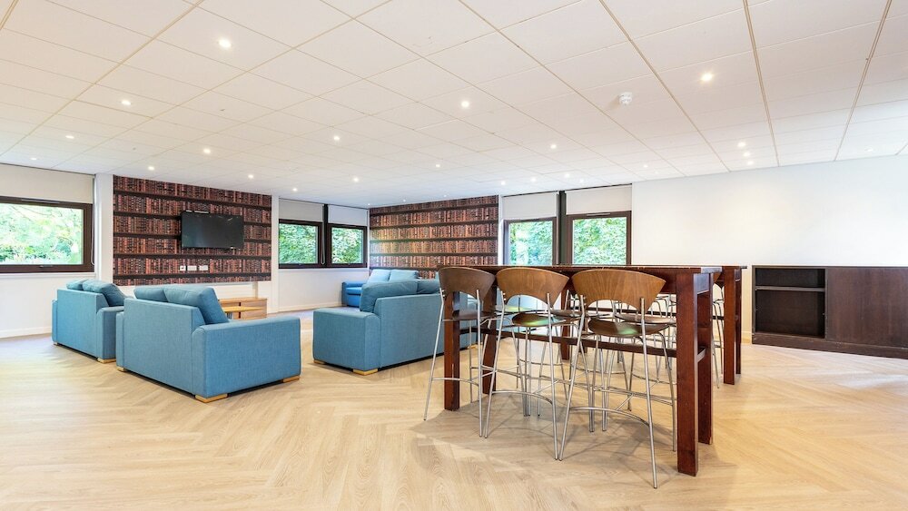 Фото Pollock Halls - Edinburgh First - Campus Accommodation