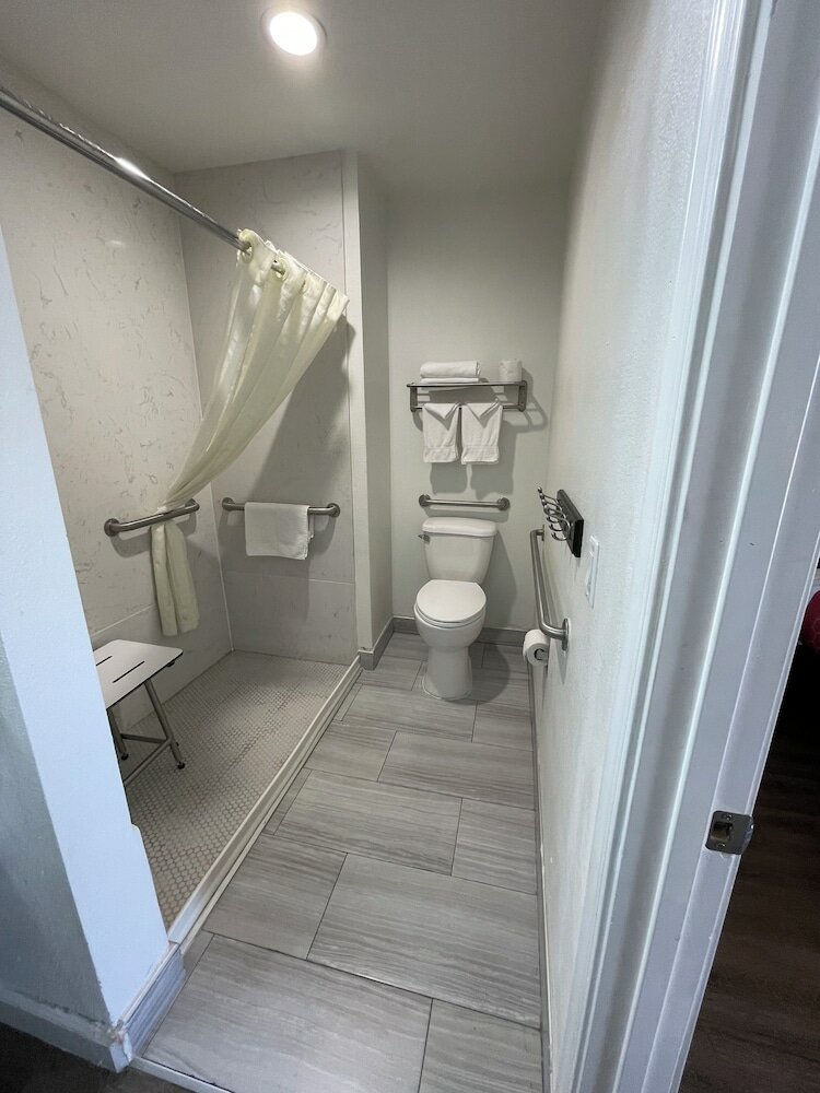 Фото Claremont Lodge