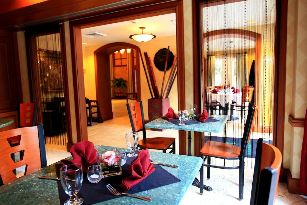 Фото The Mutiny Hotel