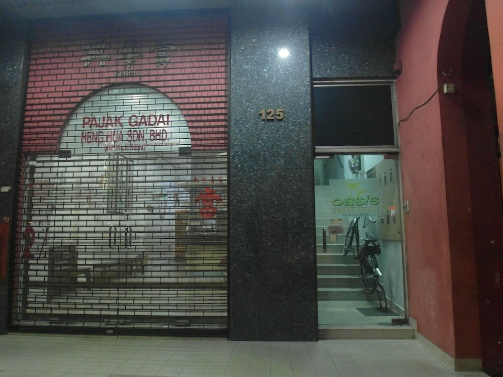 Фото Oasis Guest House