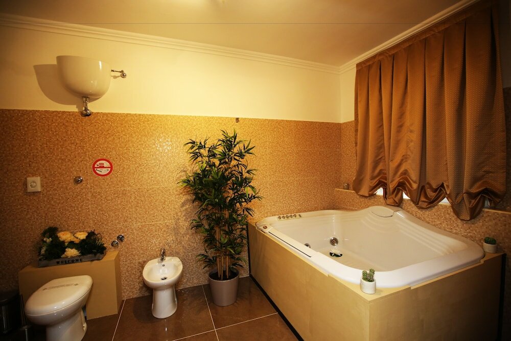 Фото La Bella Napoli B&b