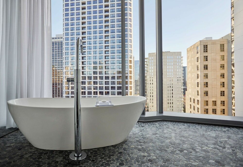 Фото Viceroy Chicago