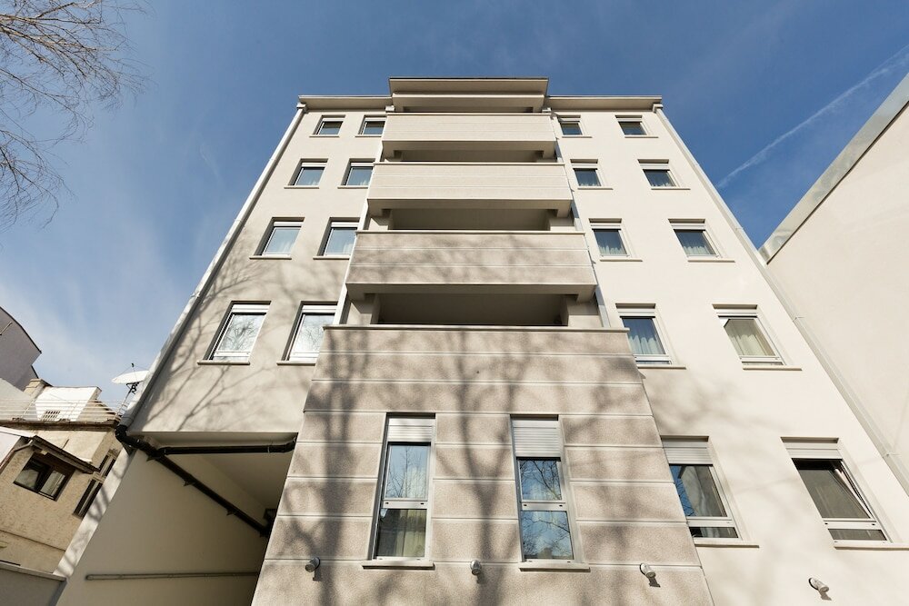 Фото Hotel Tesla Smart Stay