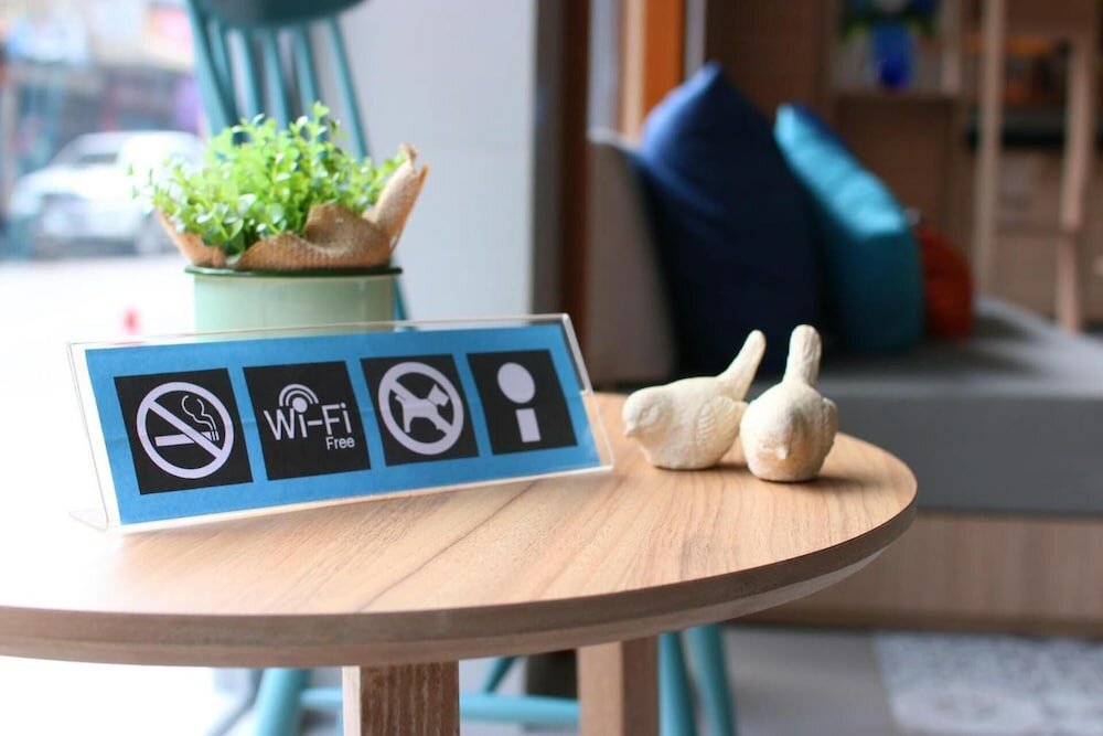 Фото Rajthani Hotel