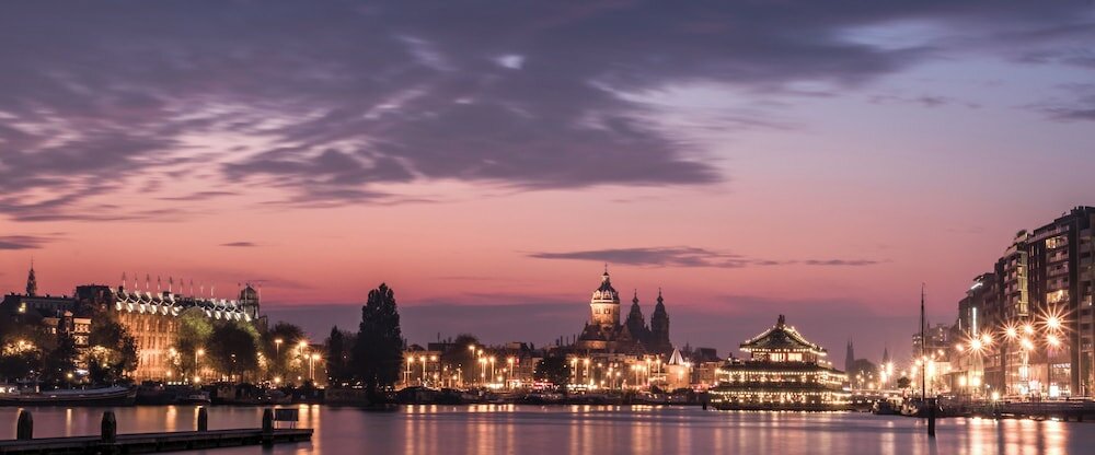 Фото The Hendrick's Hotel