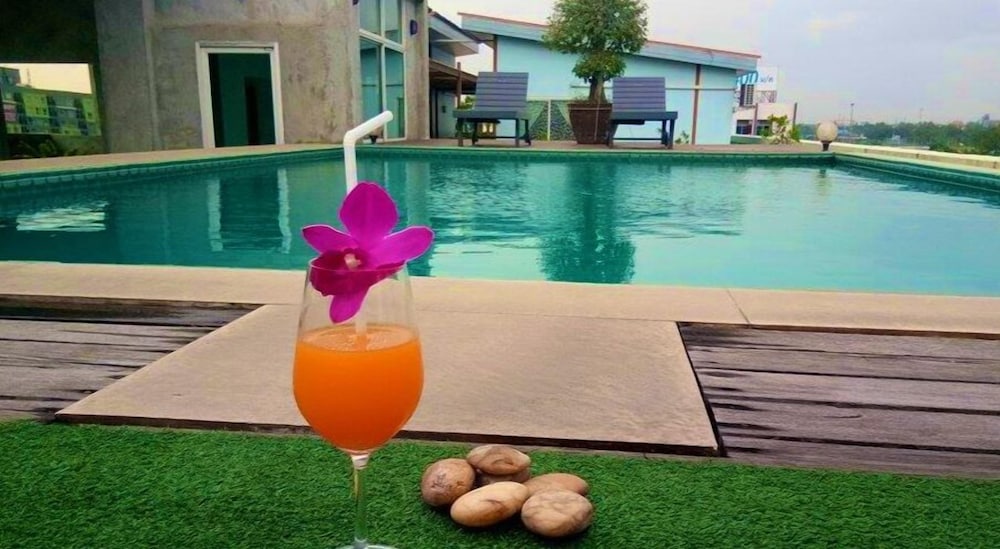 Фото Ananya Residence Service Apartment