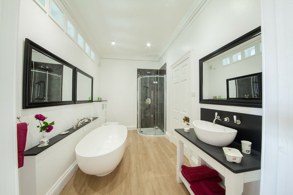 Фото Prince Hill Holiday Cottages