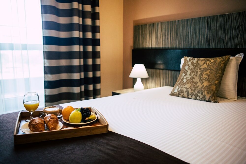 Фото Plaza Hotel