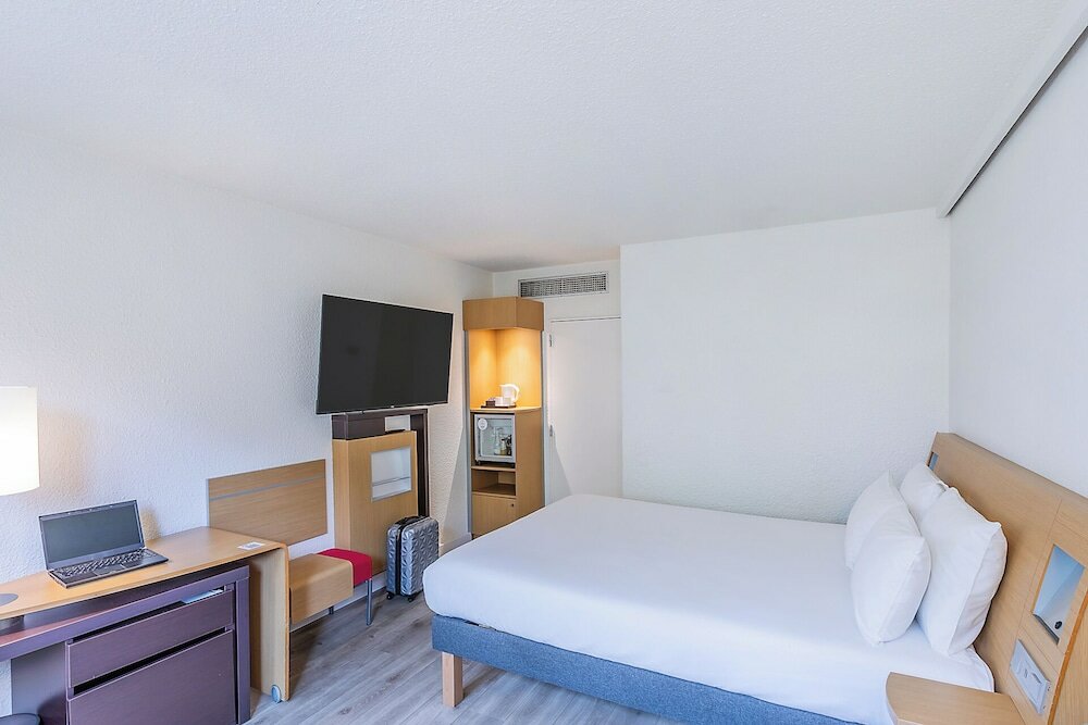 Фото Novotel Setubal