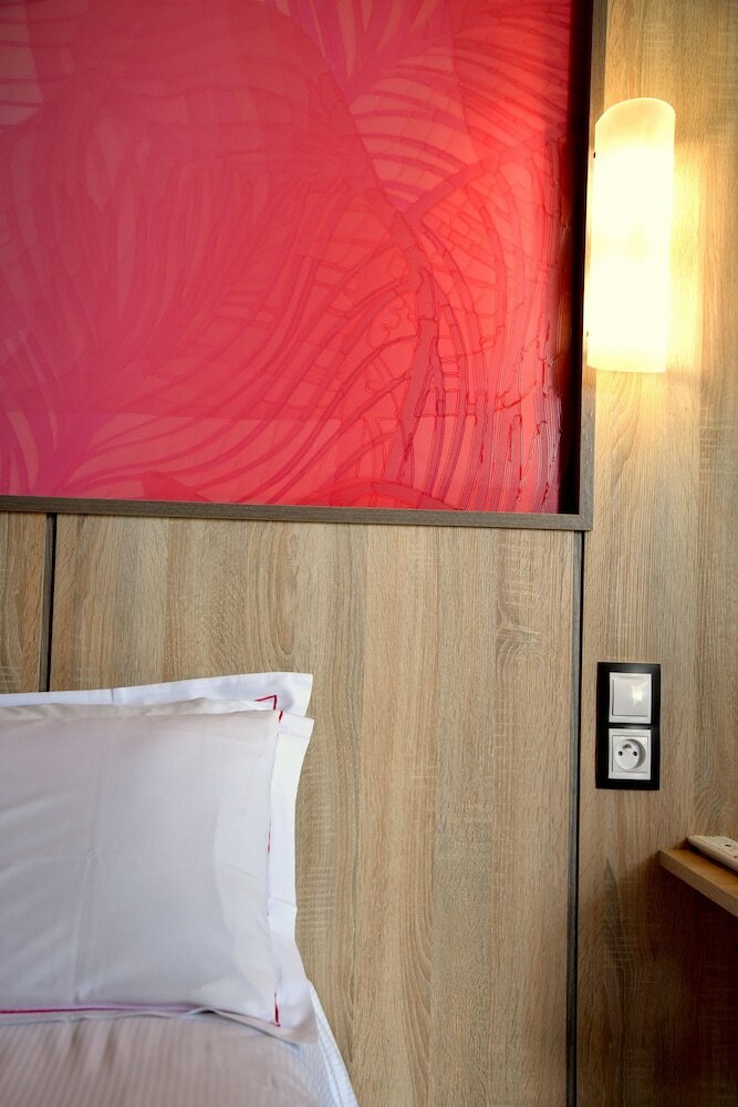 Фото The Originals Access, Hôtel Aurillac