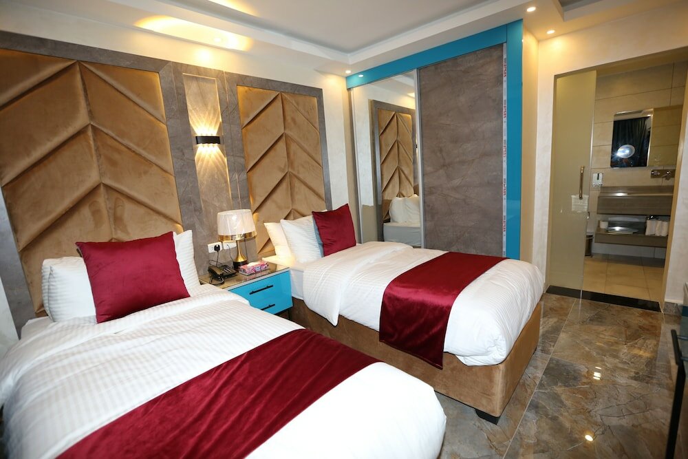 Фото Sella Hotel