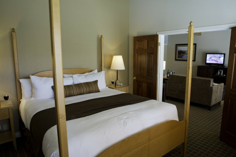 Фото Pine Ridge Inn