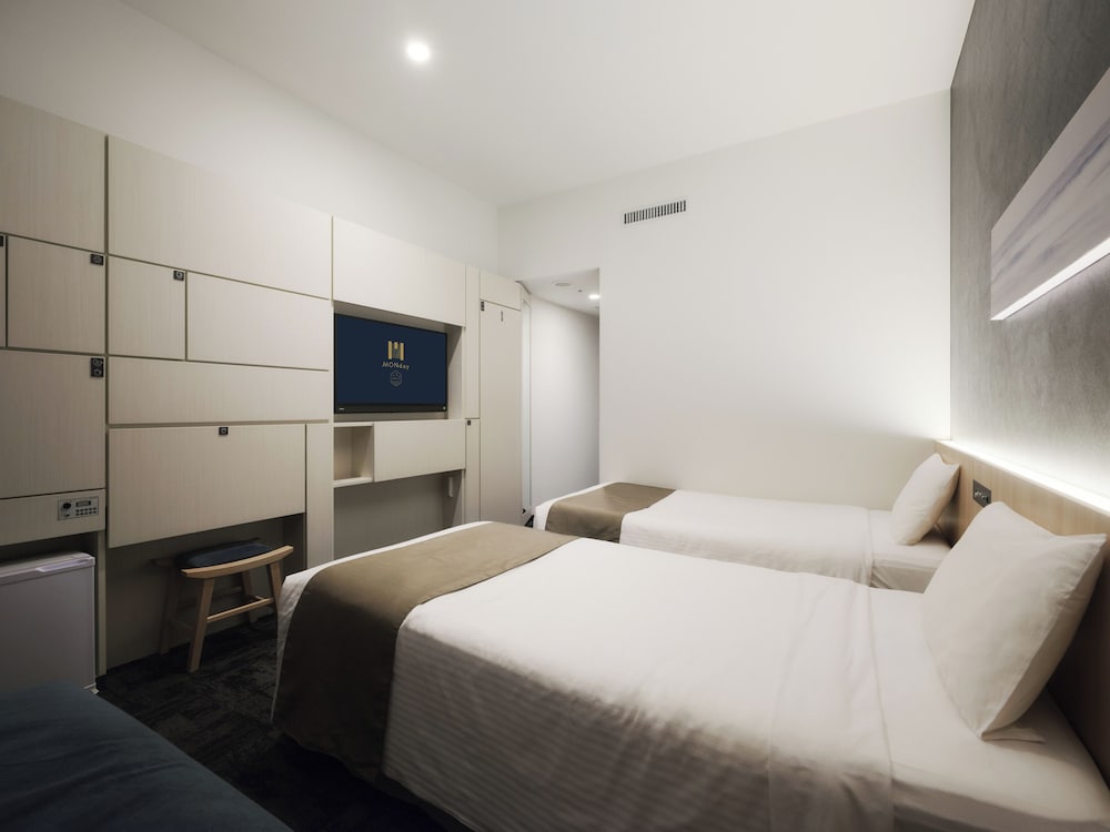 Фото Hotel MONday Premium Toyosu