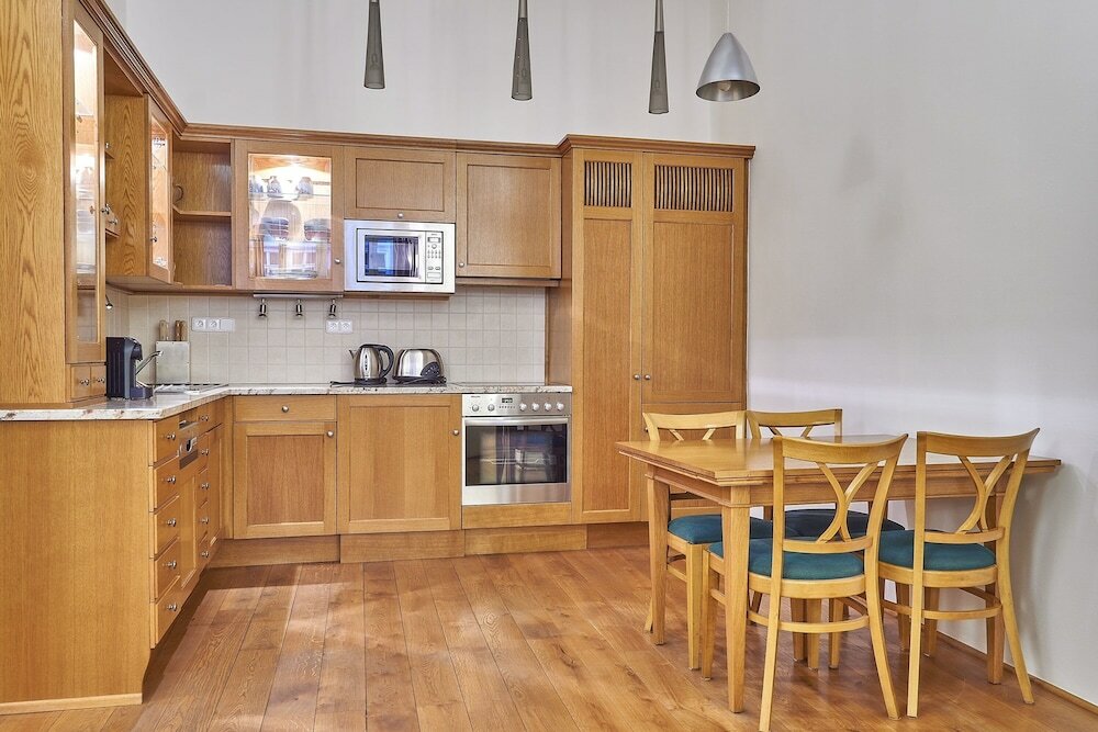 Фото Hotel U Tri Pstrosu