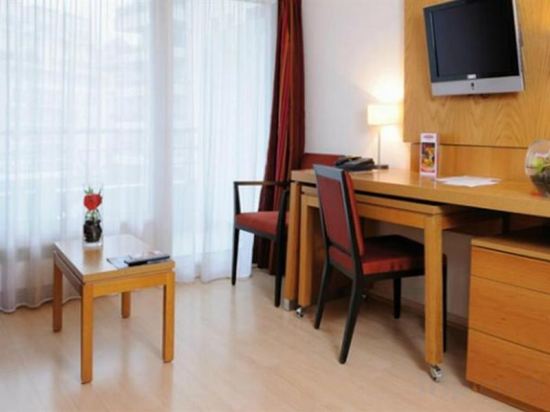 Фото Residhome Courbevoie La Defense