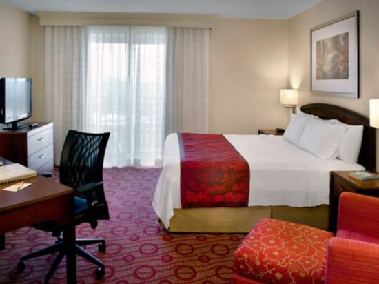 Фото Courtyard by Marriott