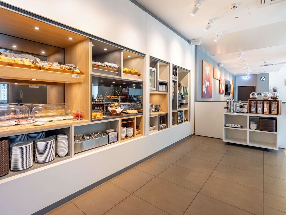 Фото B&b Hotel Stuttgart Bad Cannstatt