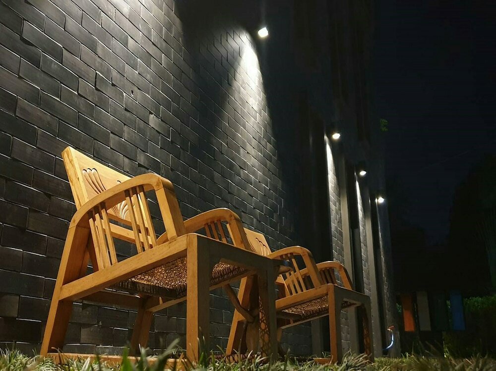 Фото Hua Hin Habitat Hotel