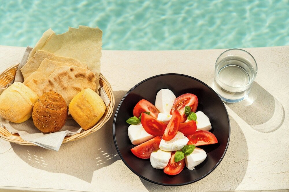 Фото DoubleTree by Hilton Hotel Olbia - Sardinia