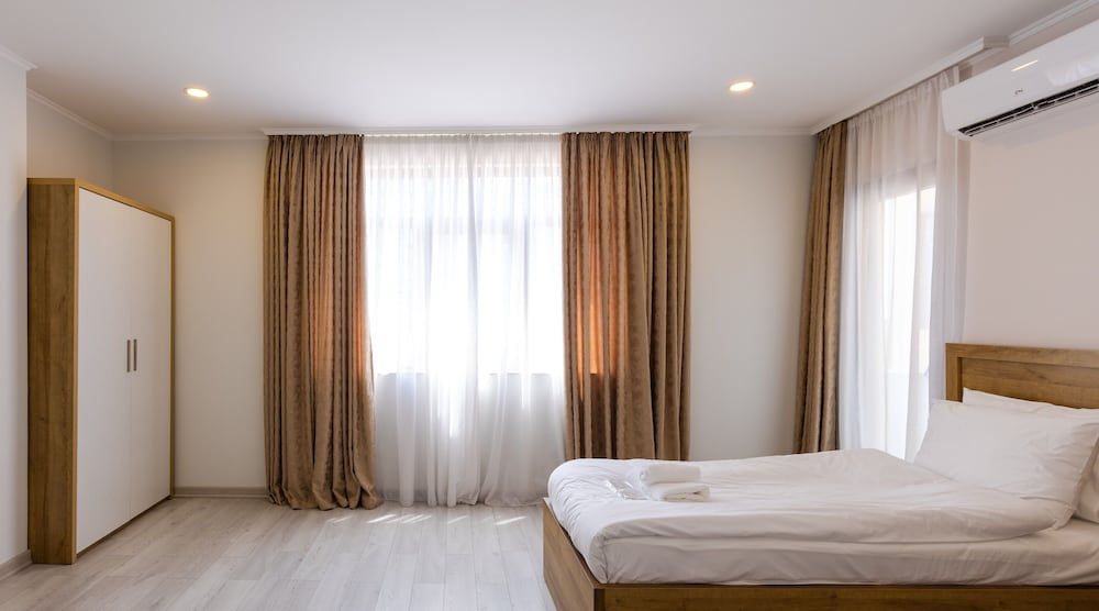 Фото Aqua Hotel & Apartments Batumi