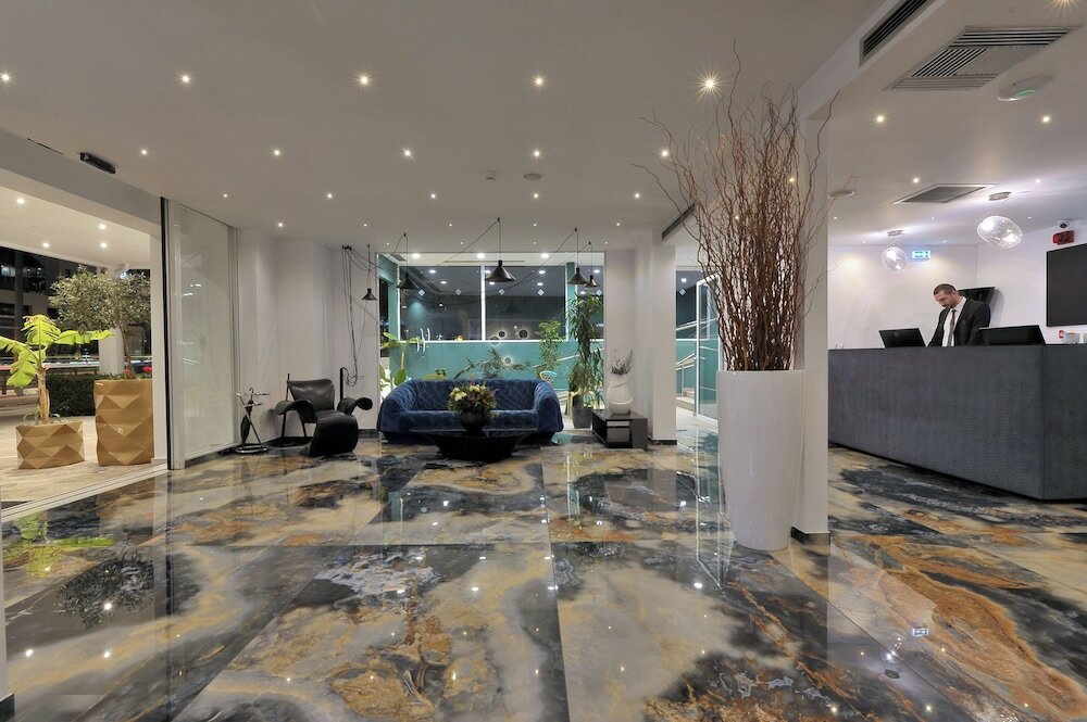 Фото Athenaeum Smart