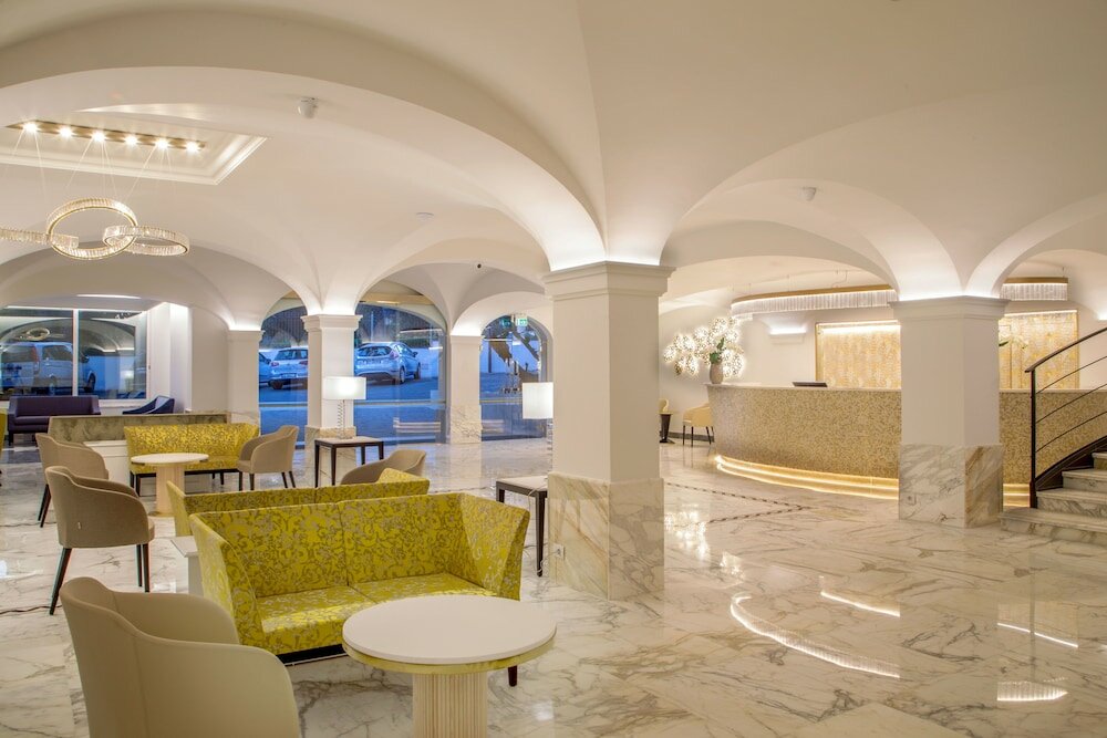 Фото Hotel Shangri-La Roma