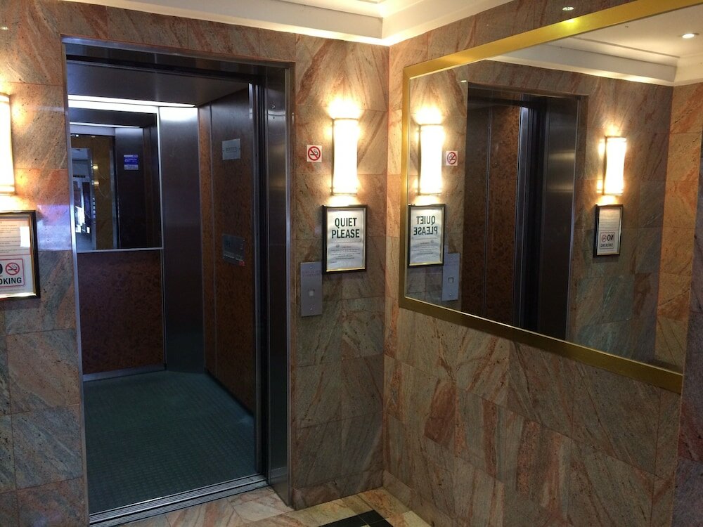 Фото Edgecliff Lodge Motel