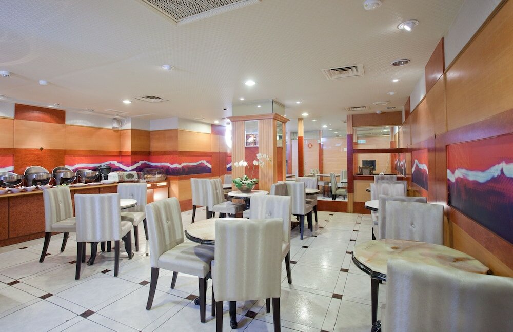 Фото Charming Castle Hotel