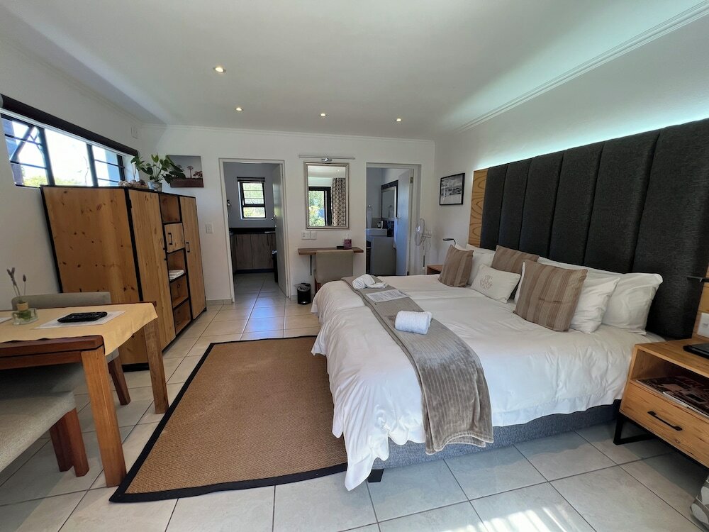 Фото Pelican Lodge