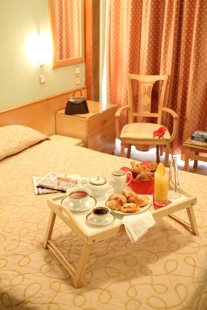 Фото Hotel Xanthippion