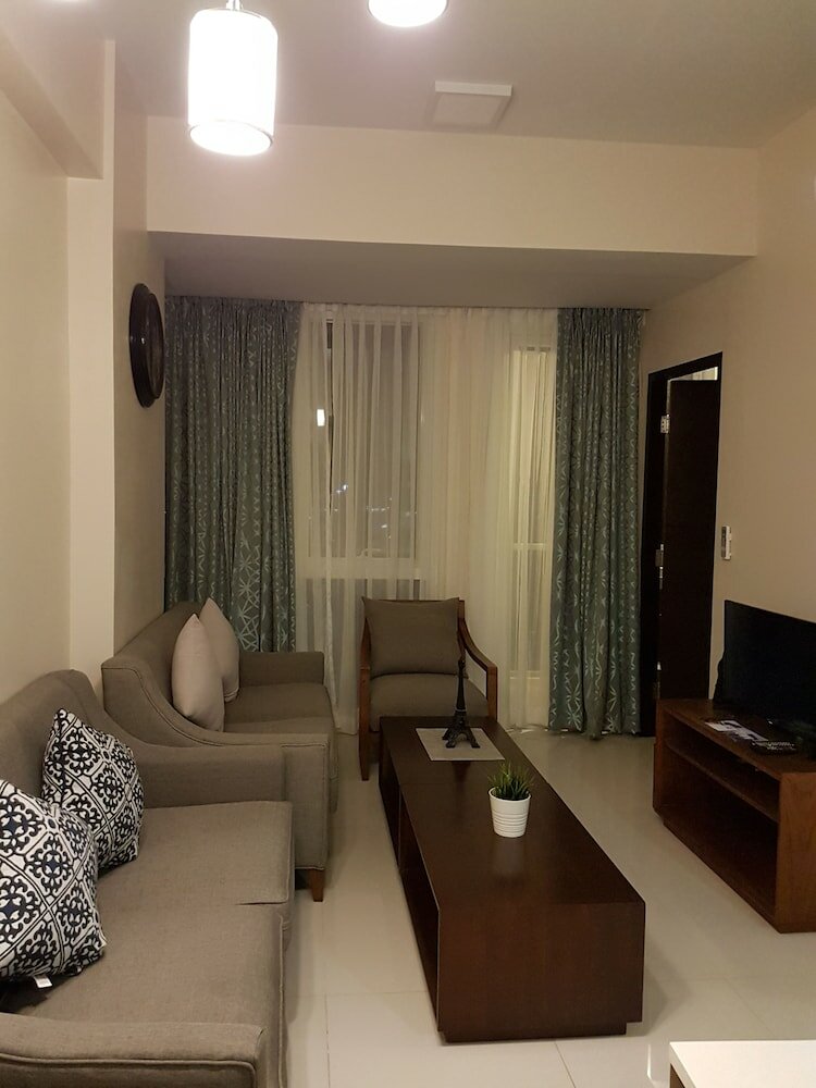 Фото Mactan Newtown with Ocean View