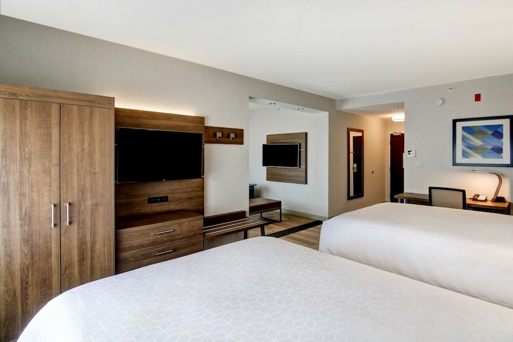 Фото Holiday Inn Express Hotel & Suites Toronto - Markham, an Ihg Hotel