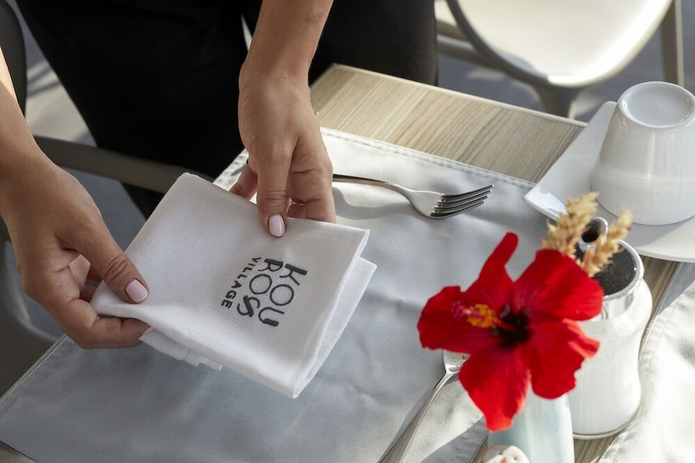 Фото Kouros Village Hotel - Adults Only