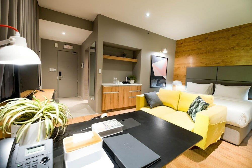 Фото Avior Hotel