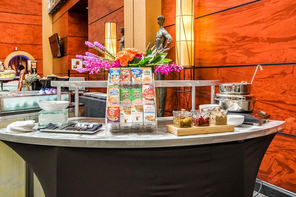 Фото Pier 5 Hotel Baltimore, Curio Collection by Hilton