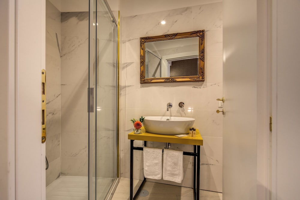 Фото Little Queen Pantheon Residence