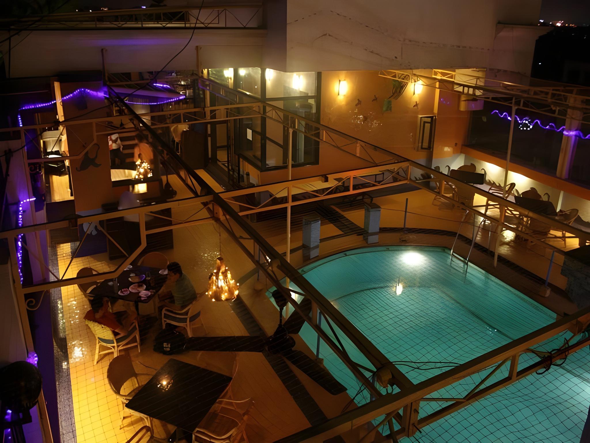 Фото Hotel Karl Residency