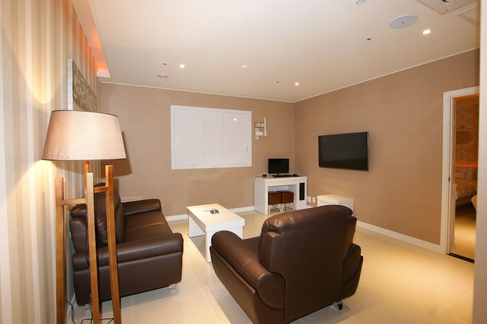 Фото River Hotel