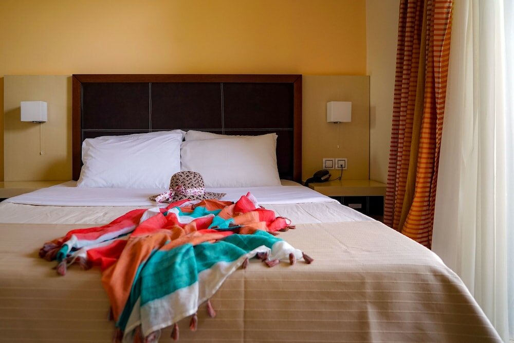 Фото Kokoni Beach Hotel