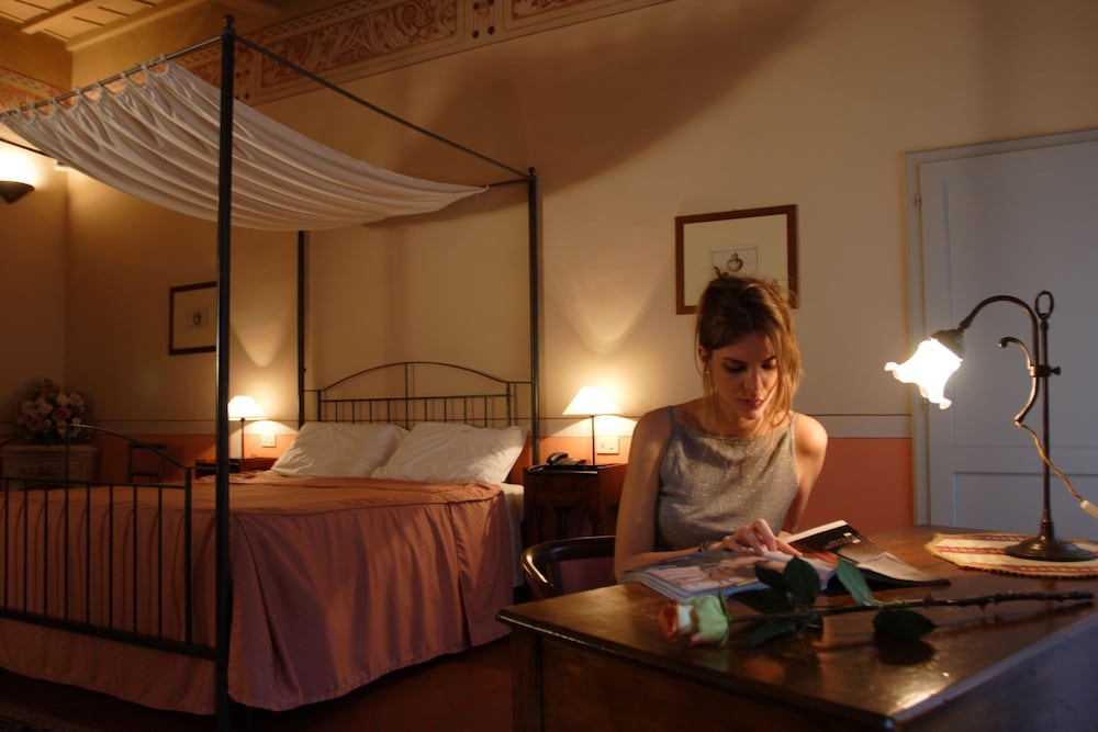 Фото Hotel L'Antico Pozzo